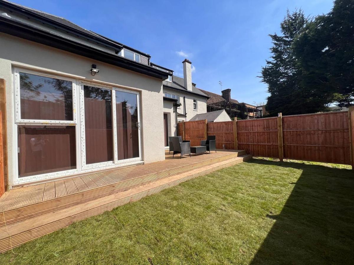 Апартаменты Star London Finchley Road 3-Bed Escape With Garden Экстерьер фото