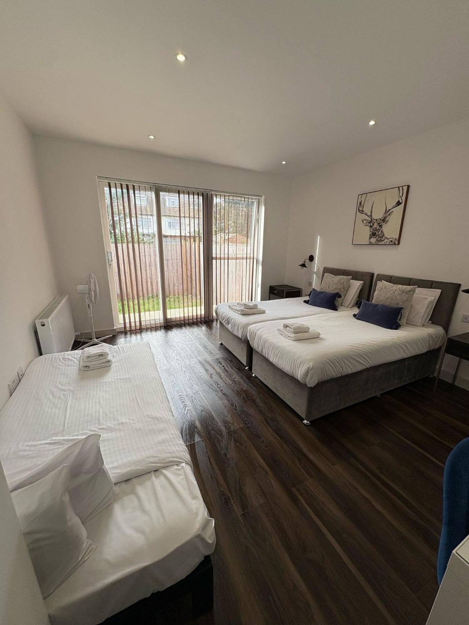 Апартаменты Star London Finchley Road 3-Bed Escape With Garden Экстерьер фото